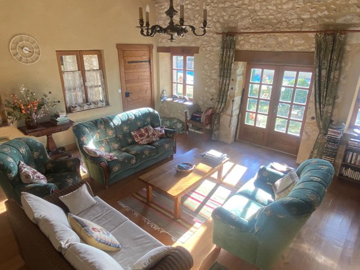 Image No.4-5 Bed House for sale