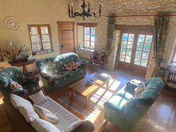 5201818c394a3a17996de907370d8ff2bf8998d2f8403