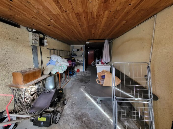 Image No.14-3 Bed House for sale