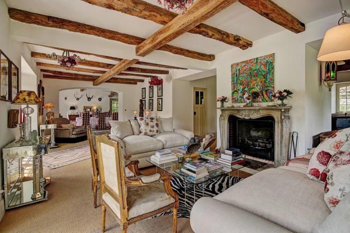 Image No.3-8 Bed House for sale