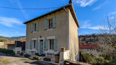 3234767ca18a4d43285845c2ced095ad3f79380350384