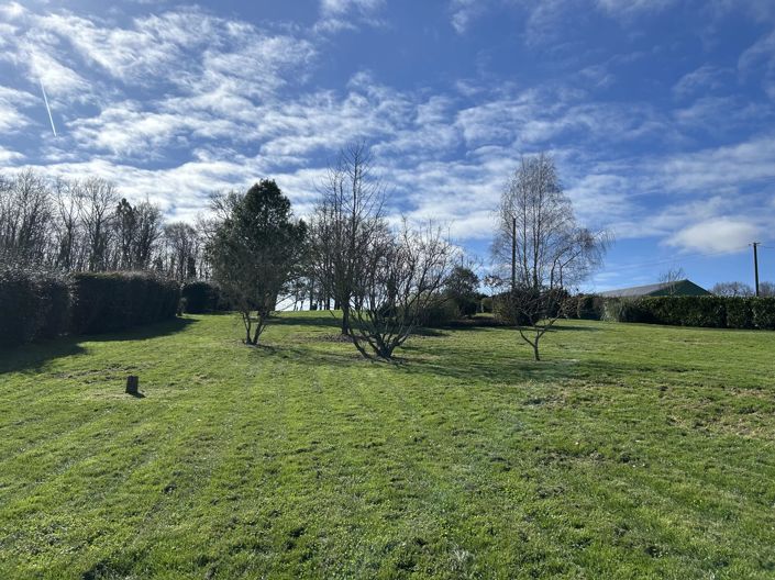 Image No.12-2 Bed House for sale