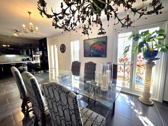 Image No.4-5 Bed House for sale