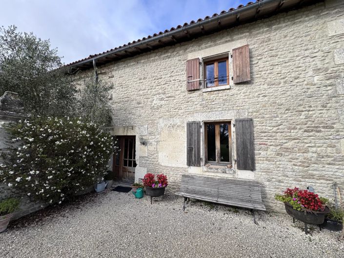 Image No.11-5 Bed House for sale