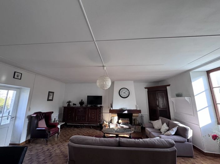 Image No.3-5 Bed House for sale