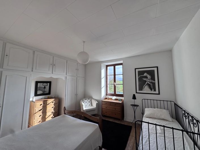 Image No.9-5 Bed House for sale