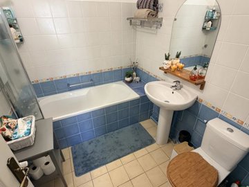 cd17cf99de2a07b5a329505864d0738126a99ec90c409