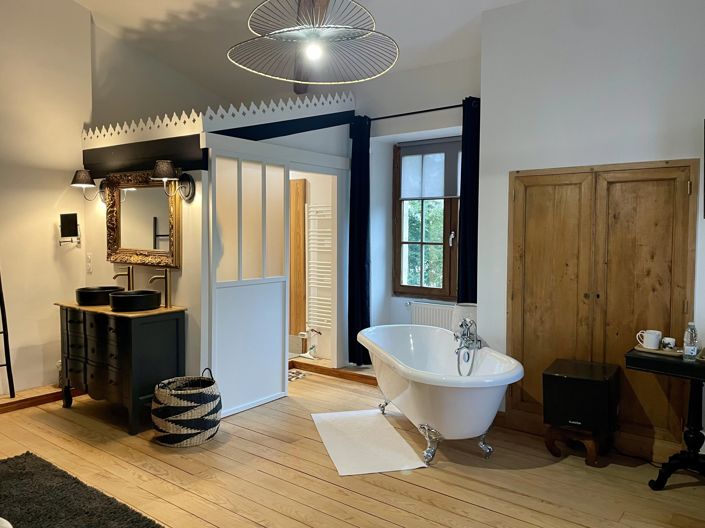 Image No.13-5 Bed House for sale