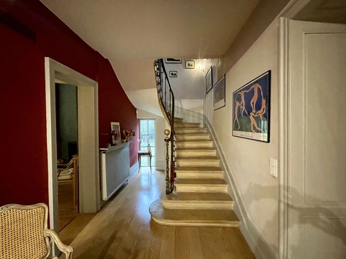 Image No.5-5 Bed House for sale