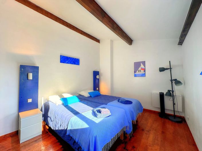 Image No.9-3 Bed House for sale