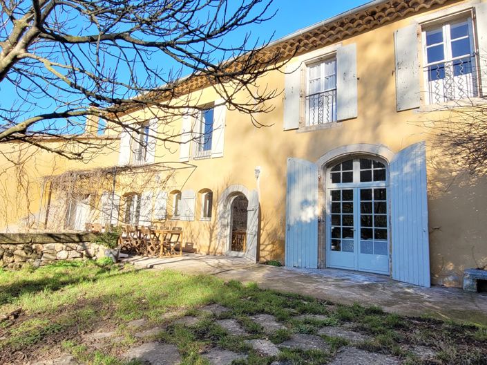 Image No.6-11 Bed House for sale