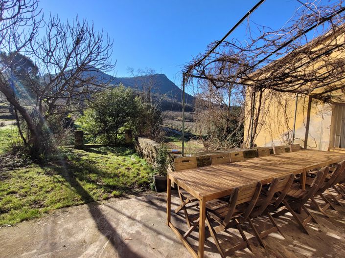 Image No.8-11 Bed House for sale