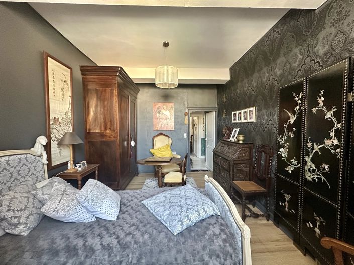 Image No.10-5 Bed House for sale