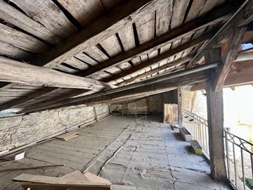 e288b292c4d5f55e5a062217e151ba56d2d170a202403