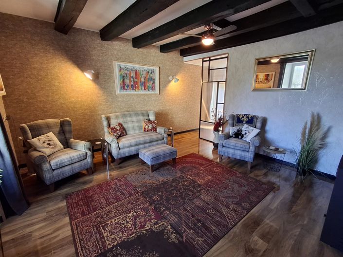 Image No.13-2 Bed House for sale