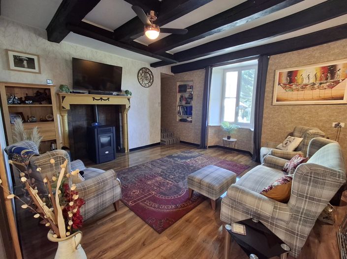 Image No.4-2 Bed House for sale