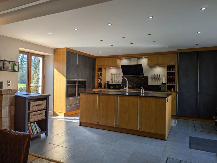 Image No.3-3 Bed Village House for sale