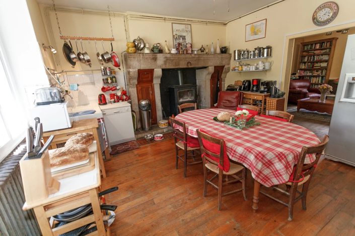 Image No.5-5 Bed House for sale