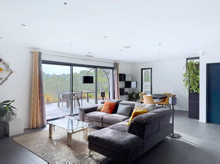 Image No.4-3 Bed House for sale