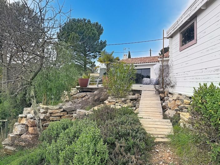 Image No.9-3 Bed House for sale