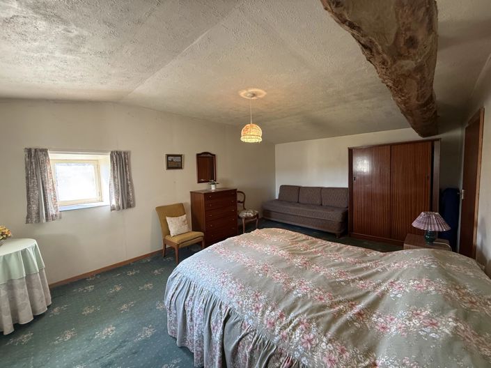 Image No.11-2 Bed Village House for sale