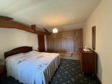 ab24553b7edb2aafb41780c260aa88805d0492dd03403