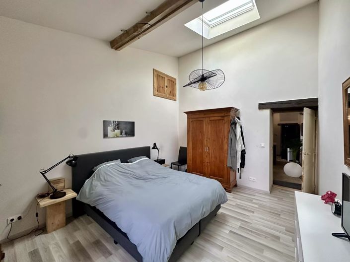 Image No.10-1 Bed House for sale