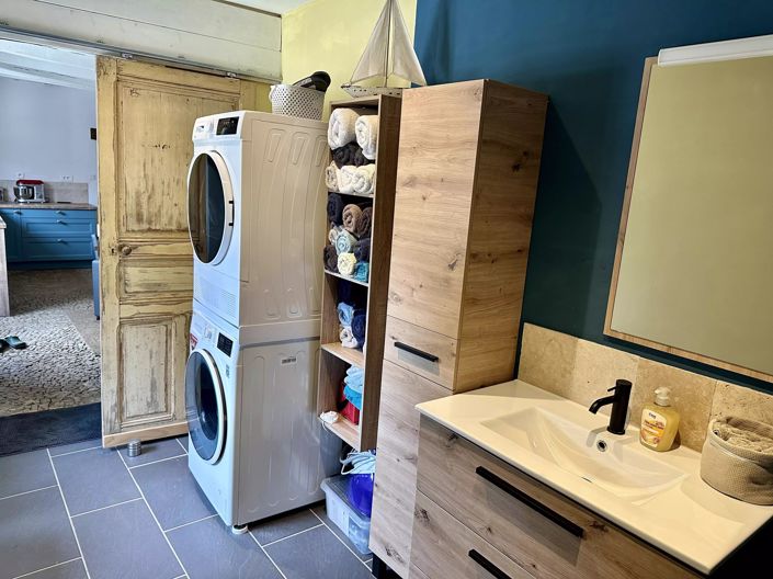 Image No.12-1 Bed House for sale