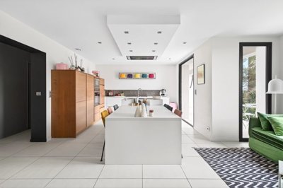 b223dfdb63c54cf2b20d64b873bd596d9dcfb1abaf409