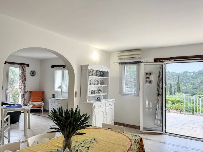 Image No.8-Propriété de 4 chambres à vendre à Lorgues