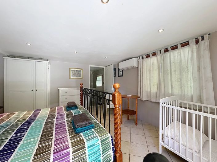 Image No.13-6 Bed House for sale