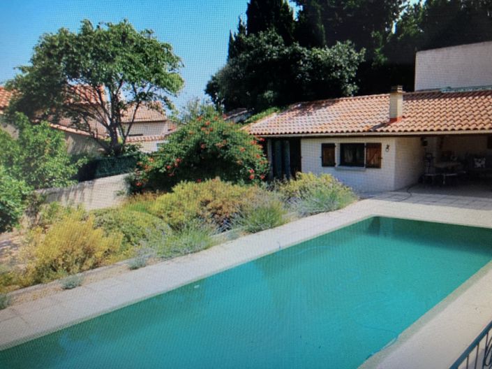 Image No.5-5 Bed House for sale