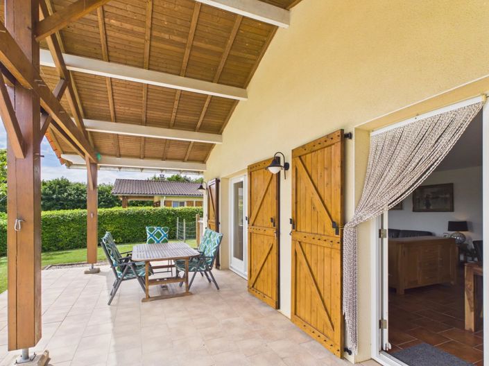 Image No.11-6 Bed House for sale
