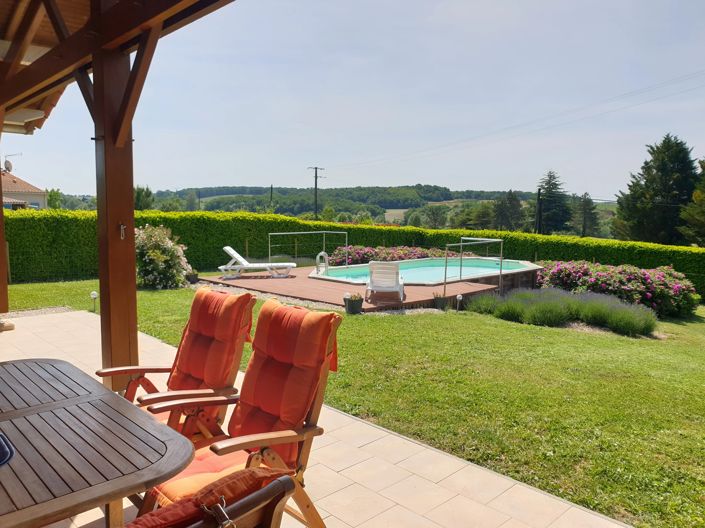 Image No.2-6 Bed House for sale