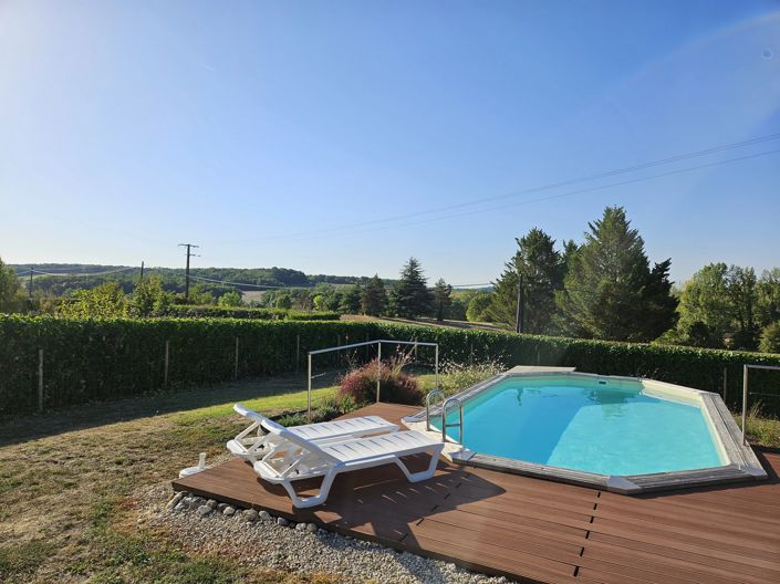 Image No.9-6 Bed House for sale