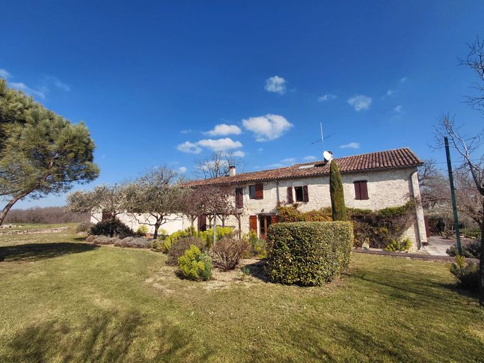 Image No.2-5 Bed House for sale