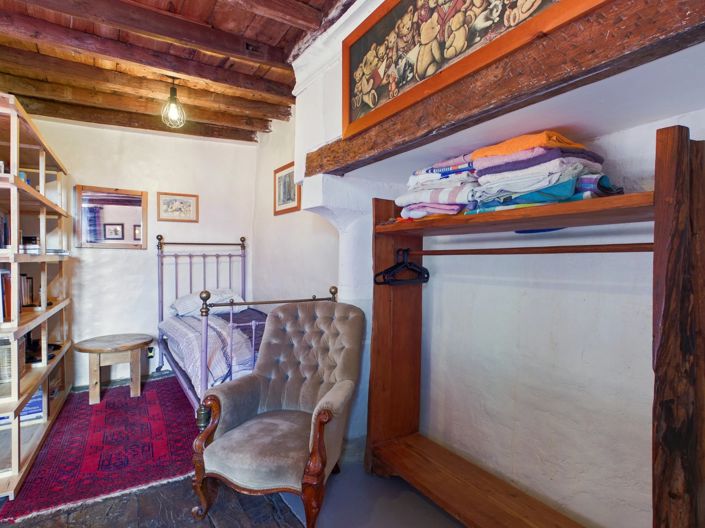 Image No.10-3 Bed House for sale