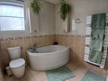 939a9e5670a4ca9d9d644bb40980e73702d2f9a557257