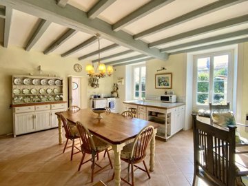 a96b43e571ab2a24465790716bed7862f142046177403