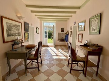 d88b803d2689b7aef754321c96034c9ee3980ae7af403