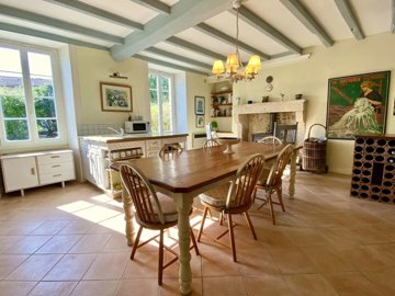 dd787478839aab61e9616347130daa6282be7d9f7b403