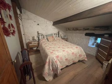 a13ee7b12385580491f41080a7bfa9e6d725f402e1204