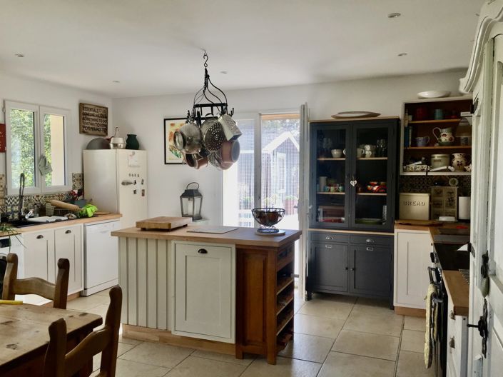 Image No.3-3 Bed House for sale