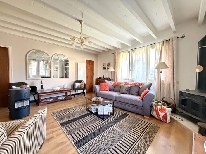 Image No.6-2 Bed House for sale