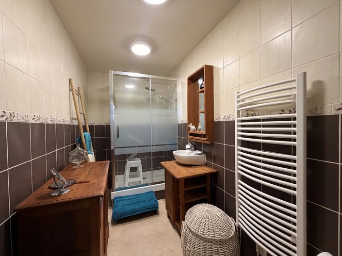 Image No.7-2 Bed House for sale