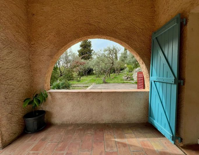 Image No.3-2 Bed House for sale