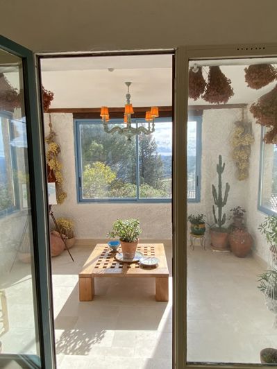 Image No.8-2 Bed House for sale