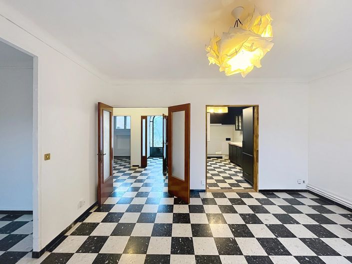 Image No.2-Maison de village de 4 chambres à vendre à Thuir