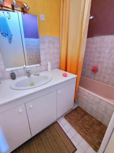 Image No.13-4 Bed House for sale