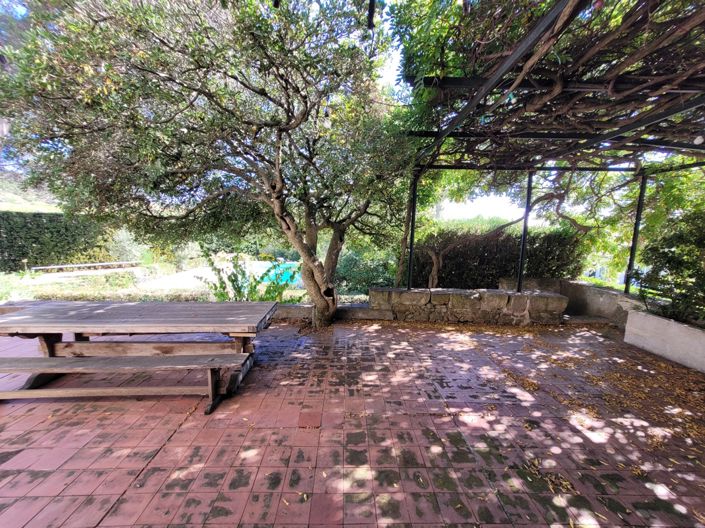 Image No.7-6 Bed House for sale